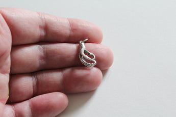 Sterling Silver Bird Claw Charm, Sterling Silver Bird Claw Charm - Realistic Bird Talons, Bird Claw Charm, Silver Bird Claw Charm